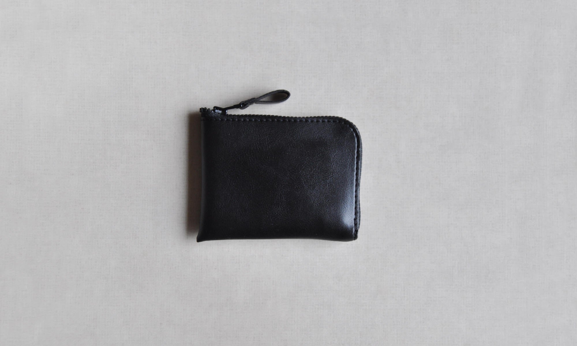 cocochikobo L字ファスナーの薄型ミニ財布 Vegan Black 動物にやさしい 